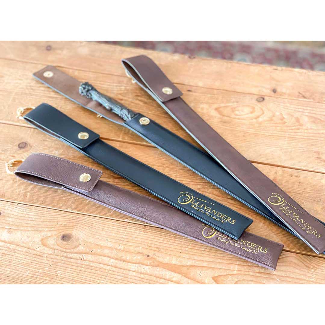 [廃盤希少モデル]魔法の埃付きオリバンダーの杖 現在では購入不可の箱付き 新発売】USJ 新マジカル・ワンド（ハリー・ポッター オリジナルの杖