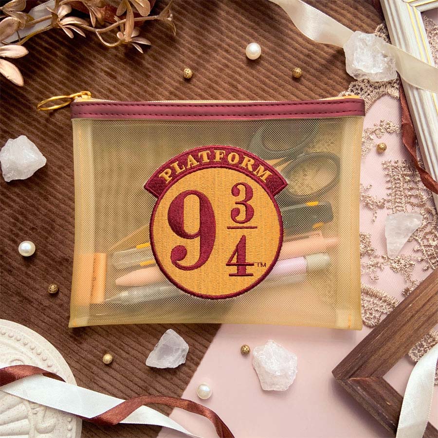 【ビーストキングダム】新品 正規品 ハリーポッター 9と3/4番線 スタチュー ビーストキングダム】新品 正規品 ハリーポッター 9と3/4番線