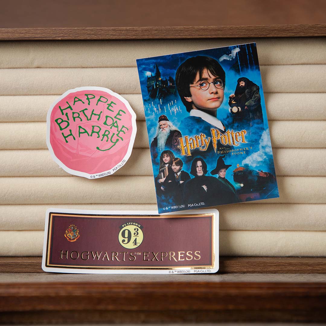 貴重【Harry Potter】 ハリーポッター 賢者の石 サイン入り 限定品 ハリー・ポッターと賢者の石 ステッカー3枚セット | ハリー・ポッター