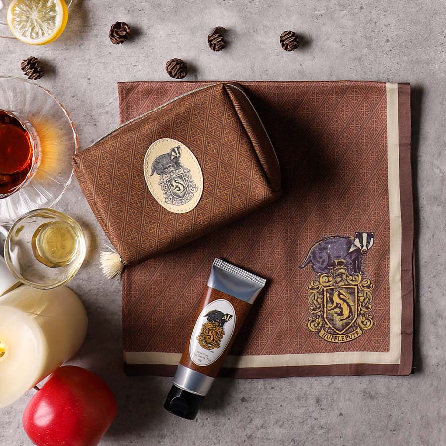 ハリー・ポッター Crest series ハッフルパフ スカーフ | ハリー