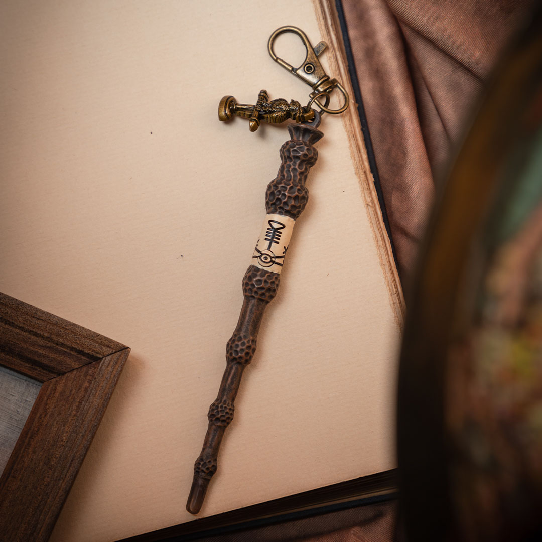 ハリー・ポッター ダンブルドア 光る杖キーホルダー | ハリー