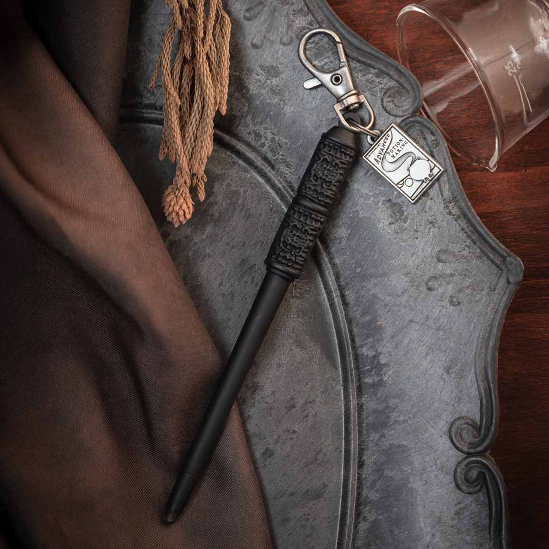 ハリー・ポッター セブルス・スネイプ 光る杖キーホルダー | ハリー