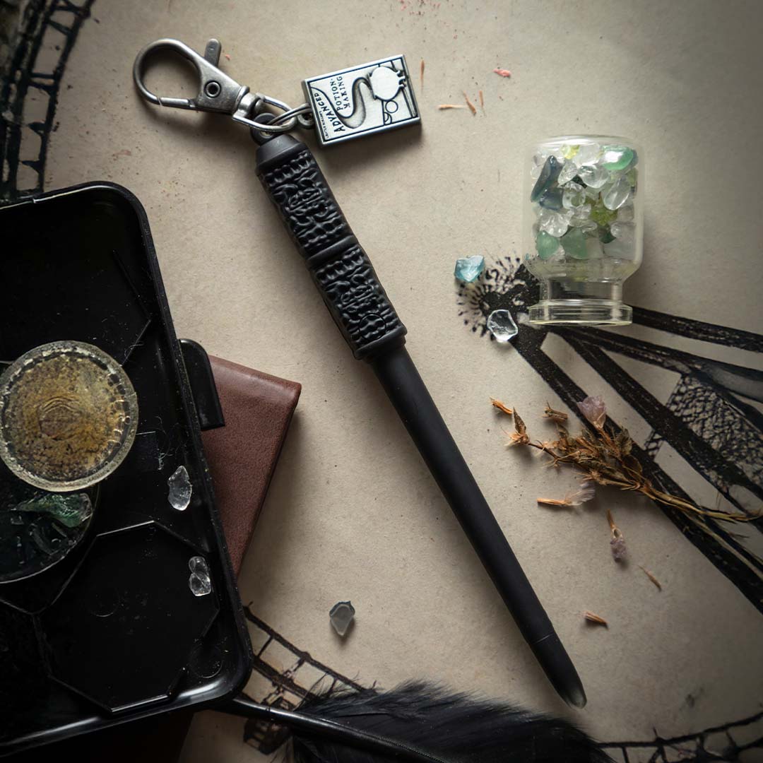 ハリー・ポッター セブルス・スネイプ 光る杖キーホルダー | ハリー