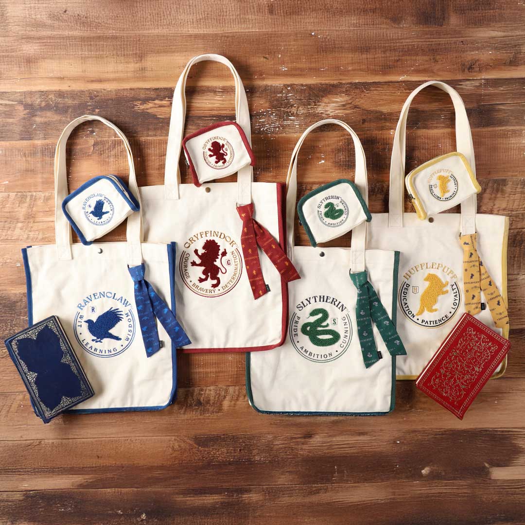 ハリーポッター 刺繍バッジ ピンバッジ トート 下敷き セット ラバーコースター ハリー・ポッター グリフィンドール さがら刺繍トートバッグ