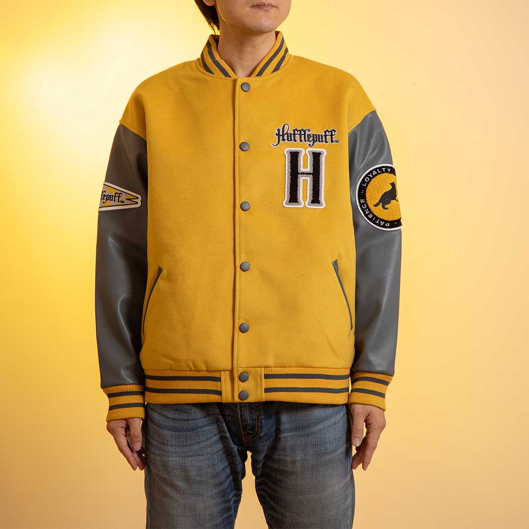 ハリー・ポッター「ハッフルパフロゴ」スタジャン | ハリー・ポッター