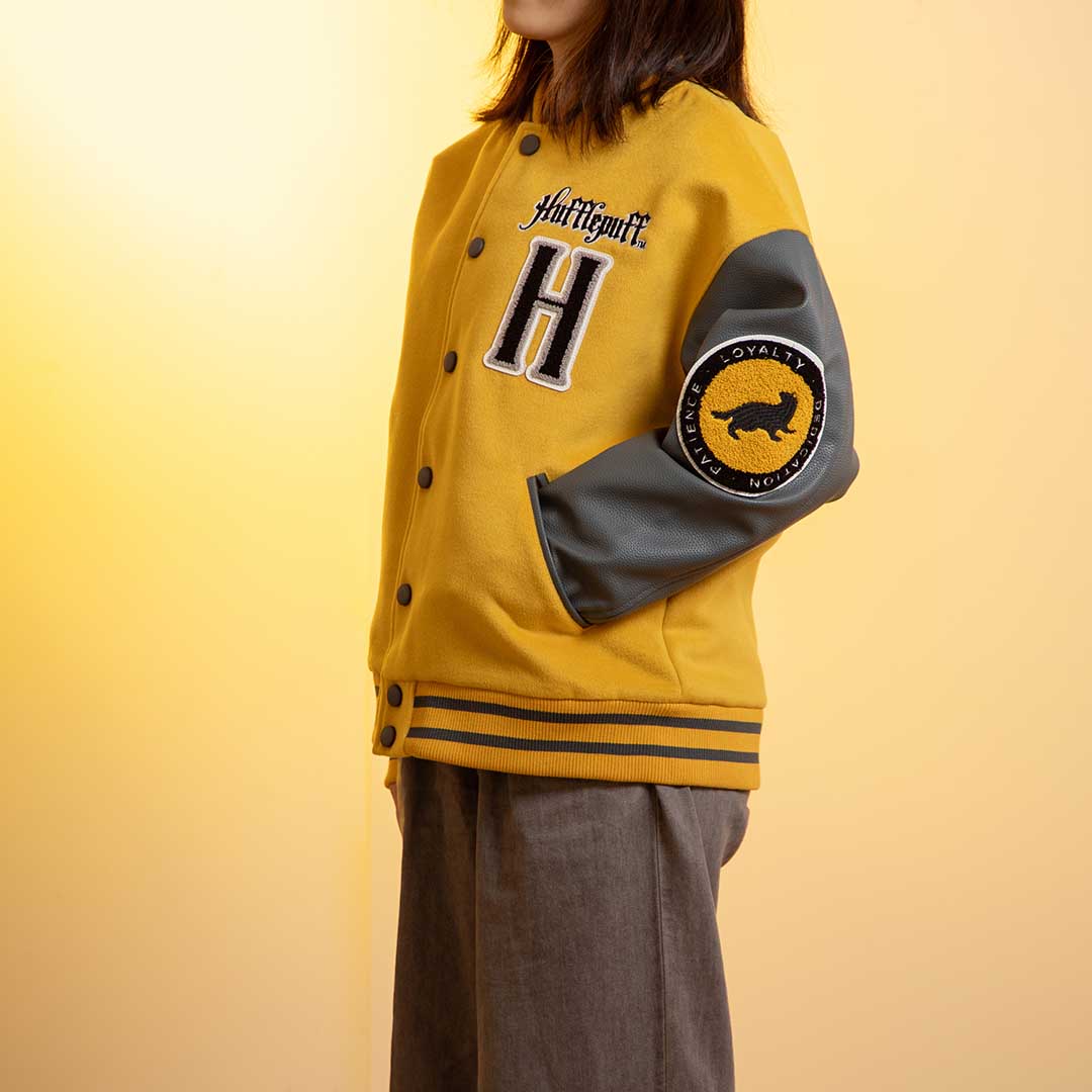 ハリー・ポッター「ハッフルパフロゴ」スタジャン | ハリー・ポッター