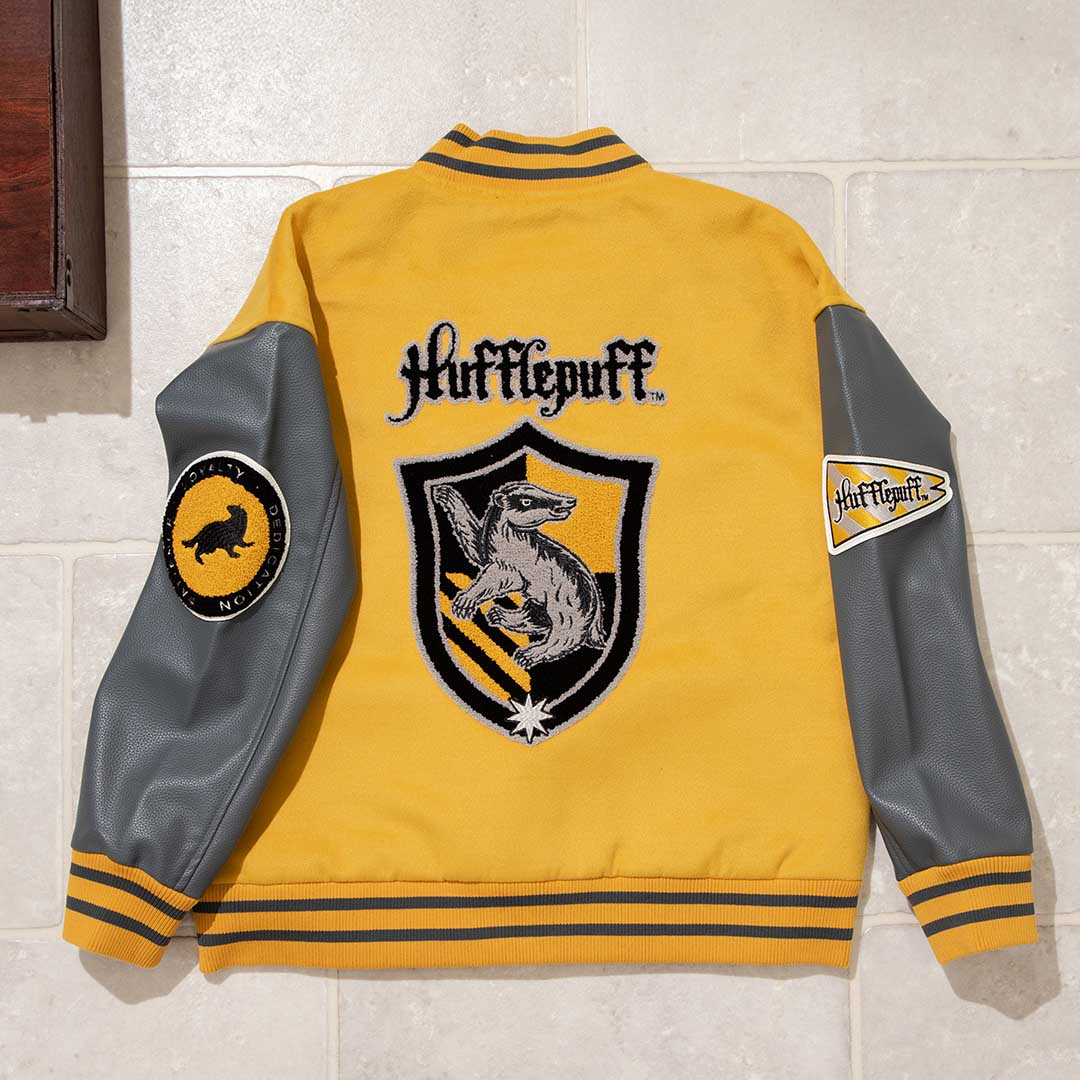 ハリー・ポッター「ハッフルパフロゴ」スタジャン | ハリー・ポッター